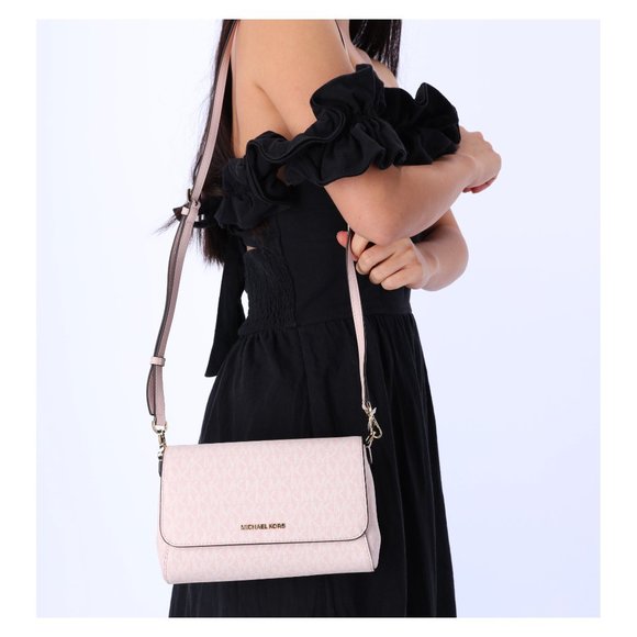 Michael Kors Jet Set Medium Convertible Pouchette Crossbody Light Powder Blush - Picture 1 of 8